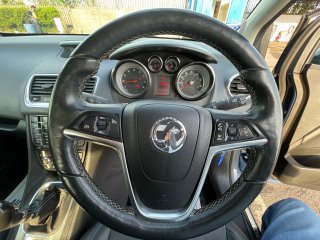 /photos/10980/0f955763-d09d-1701-863a-bb7e566a1067_i320x240.jpg