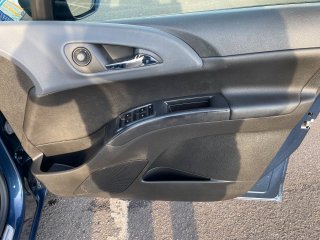 /photos/10980/cdfbce7f-09eb-bb4b-c31e-c43e233a0270_i320x240.jpg